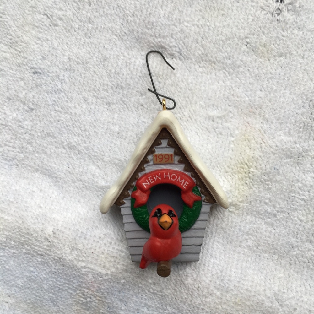 Vintage 1991 Hallmark Keepsake Ornament 'New Home'